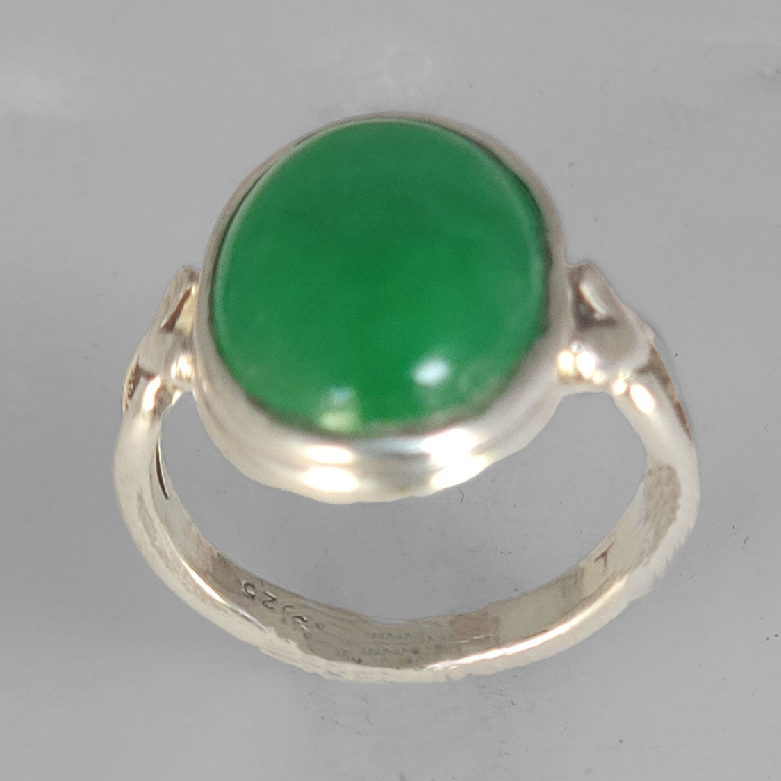 Jade 5.9 ct Oval Cab Cast Bezel Set Sterling Silver V Shank Ring, Size 4.5