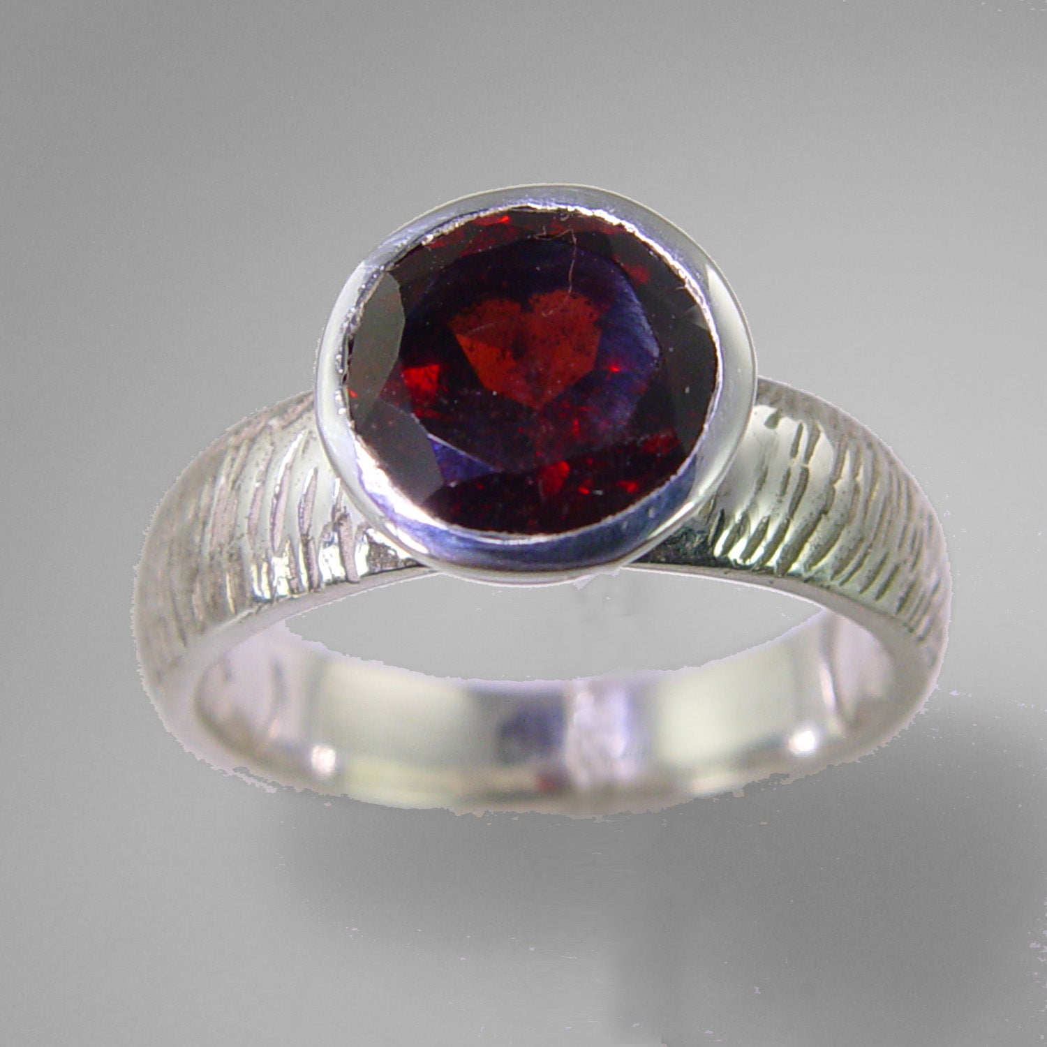 Garnet 5.56 ct Round Sterling Silver Ring, Size 8