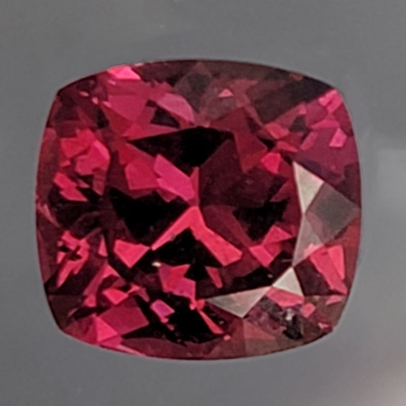 Red Garnet 7.35 ct