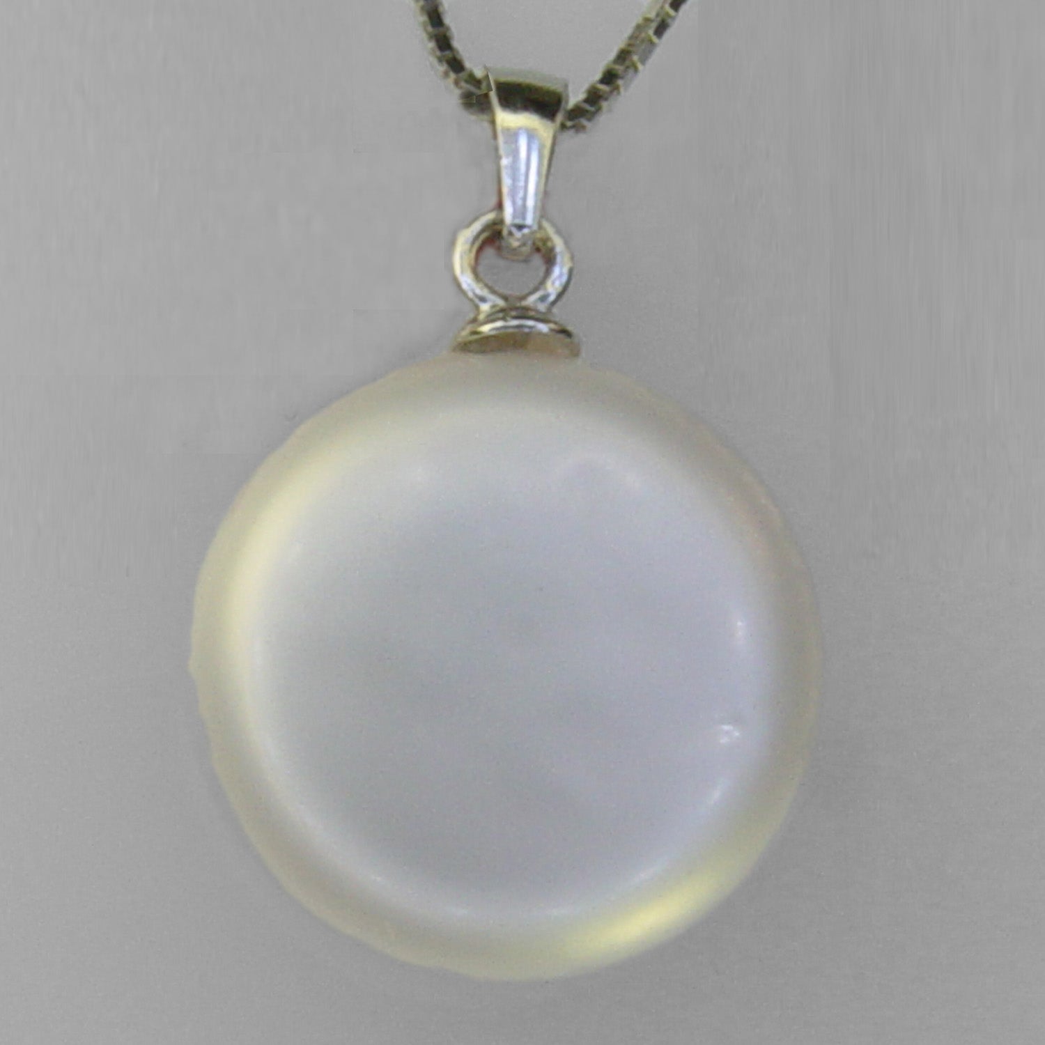 Pearl Pendant - 10ct 14mm Coin Pearl With Sterling Silver Bail