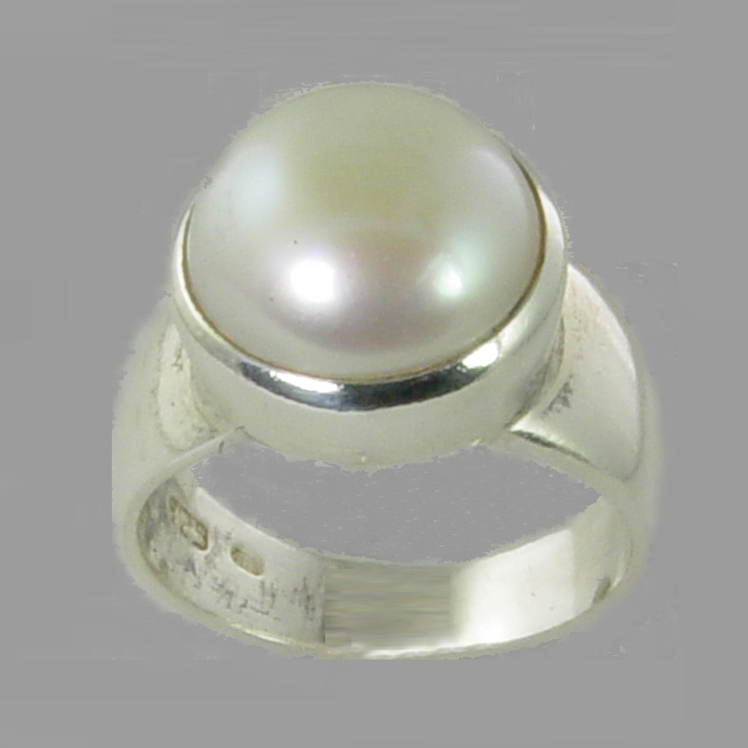 Beaded ring with pearl :: LICHI - Online fashion store