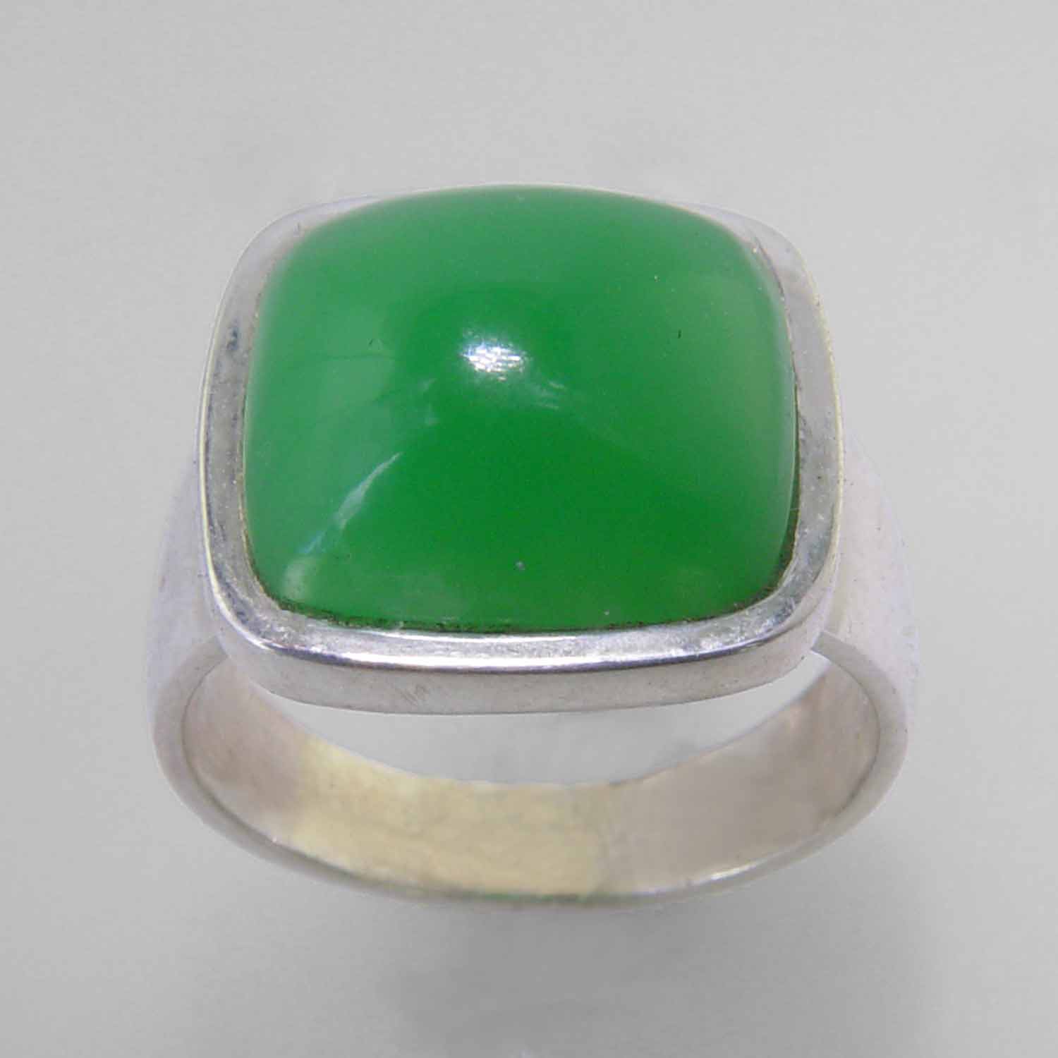 Chrysoprase 7.3 ct Antique Square Cab Bezel Set Sterling Silver Ring, Size 7