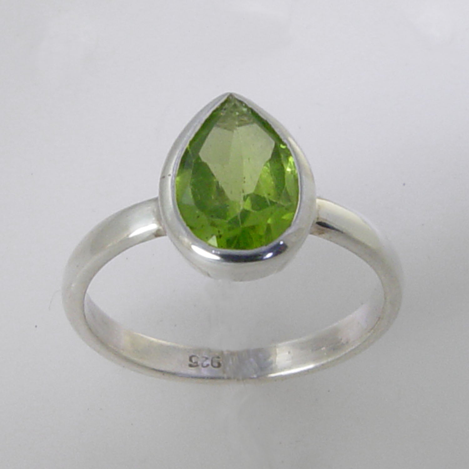 Peridot 2.1 ct Pear Cut Bezel Set Sterling Silver Ring, Size 7.5