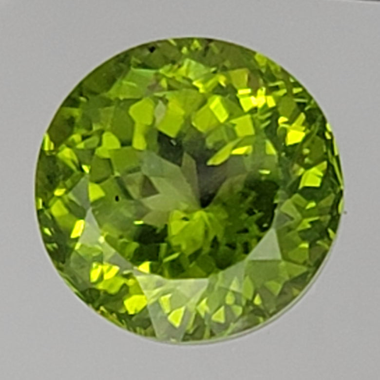 Peridot 7.57 ct