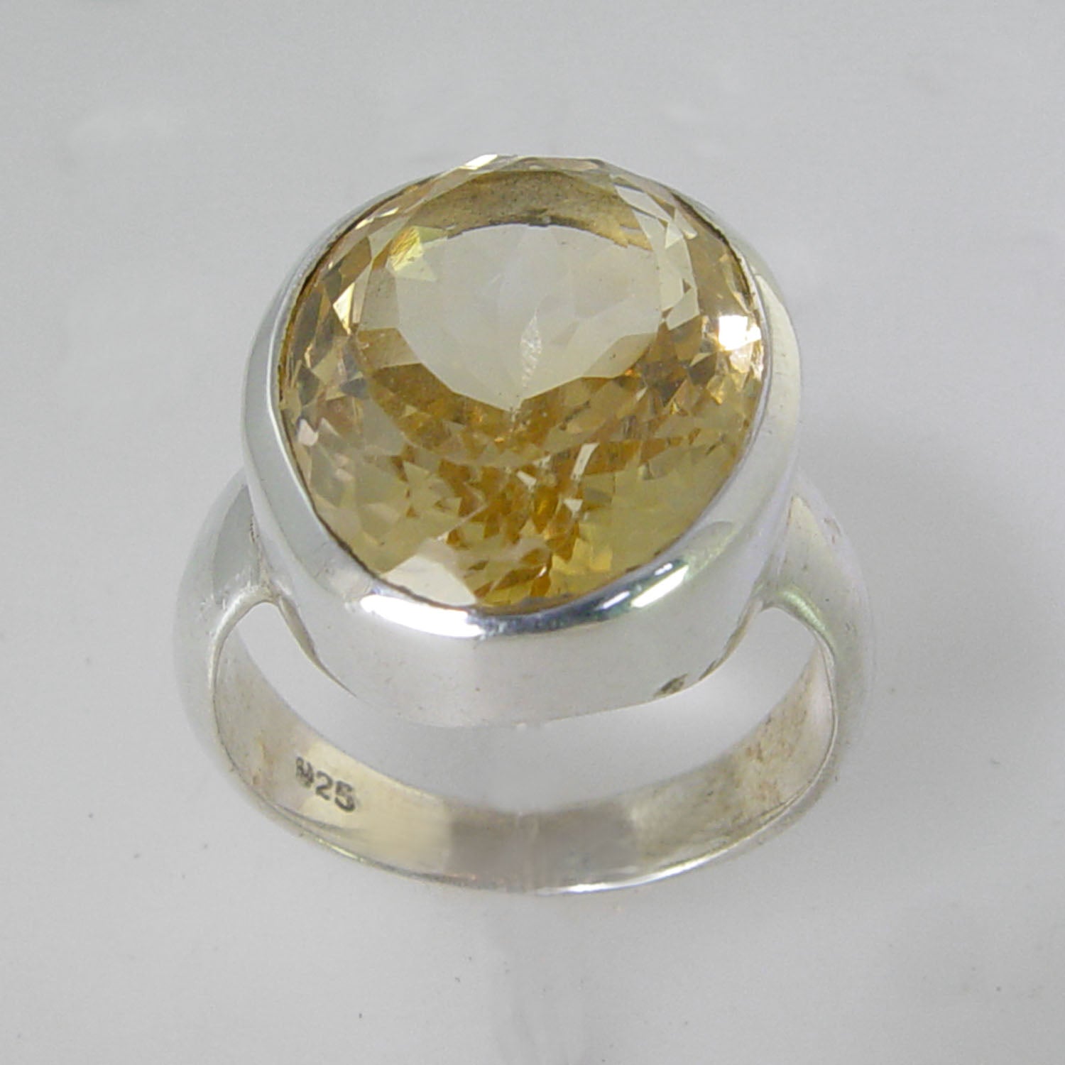 Citrine 19 ct Oval Bezel Set Sterling Silver Ring, Size 7