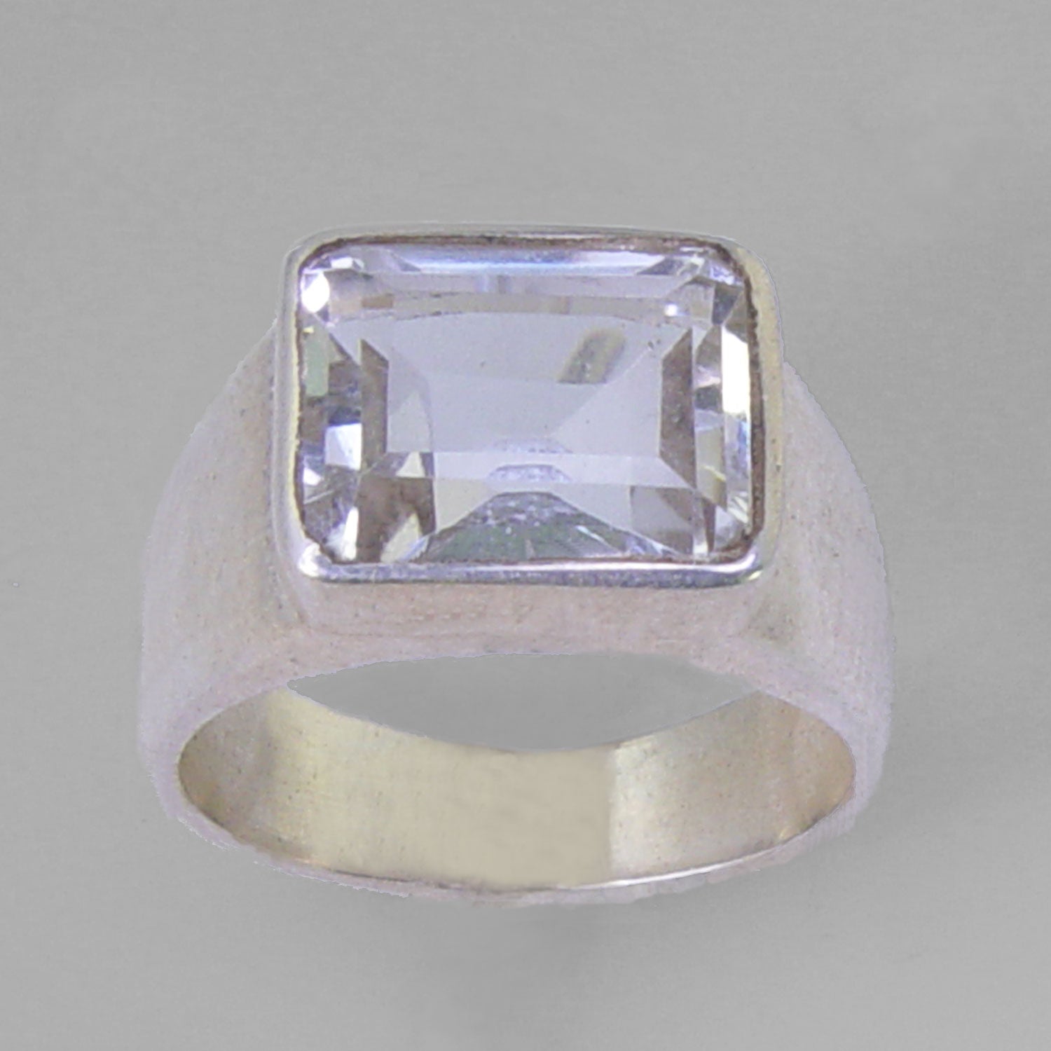 Quartz Crystal 5.5 ct Faceted Emerald Bezel Set Sterling Silver Ring, Size 7.5