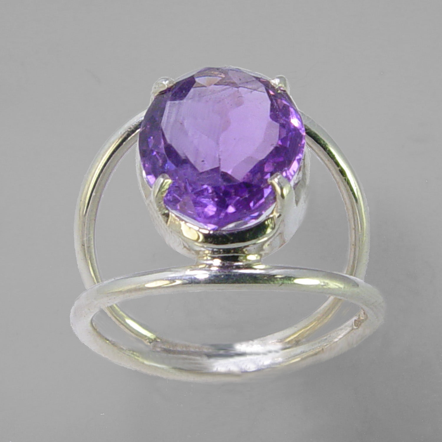 Amethyst 4.7 ct Oval Sterling Silver Ring, Size 7.5