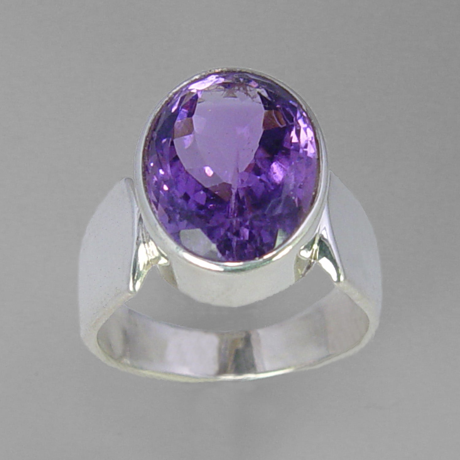 Amethyst 5.9 ct Oval Bezel Set Sterling Silver Ring, Size 7.75